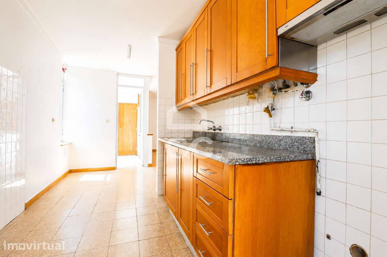 Apartamento T3 junto aos Polos Universitários de Tomar! - Grande imagem: 4/21