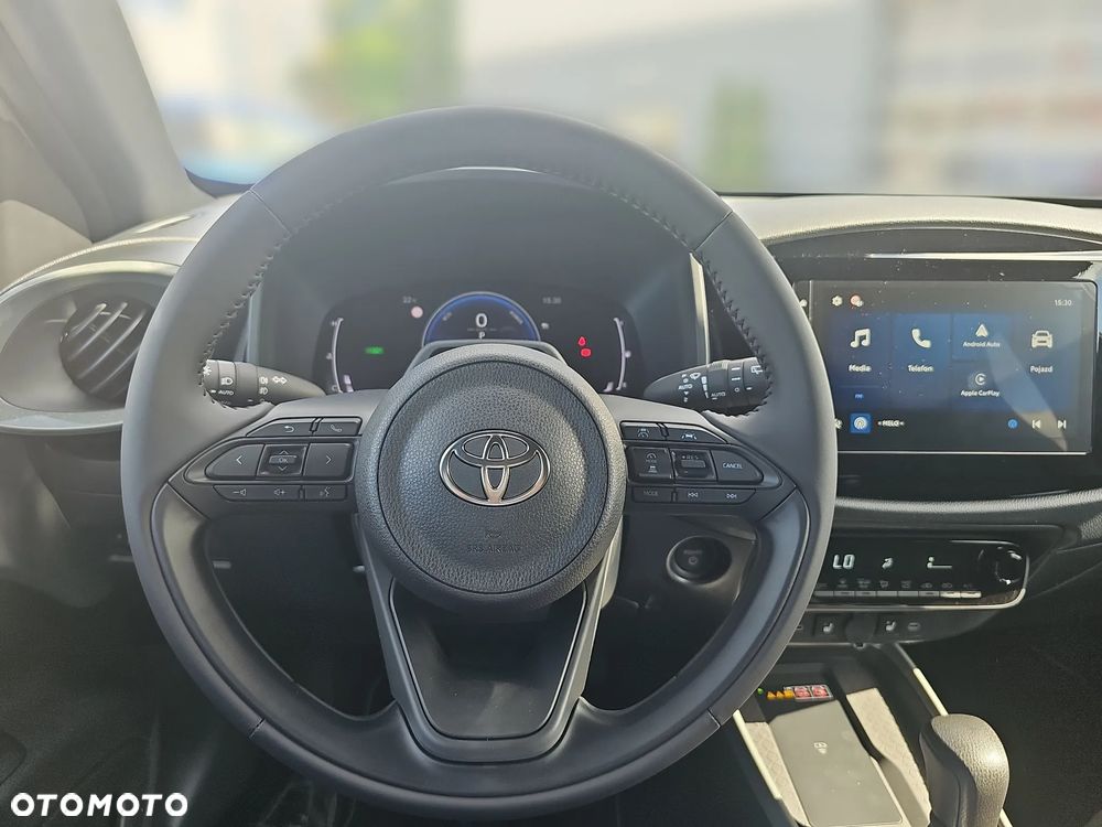 Toyota Aygo X Hybrid 1.5 Style e-CVT - 17