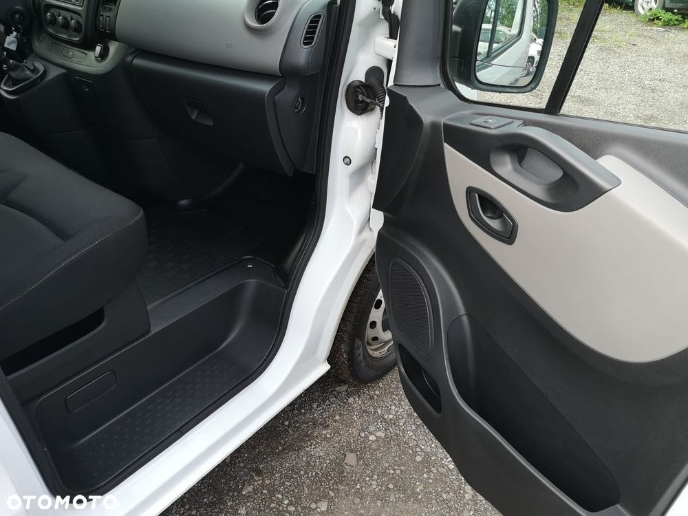 Renault Trafic ENERGY Start & Stop Combi L1H1 Expression - 19