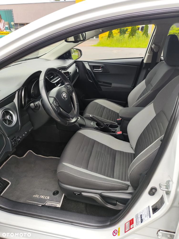 Toyota Auris - 9