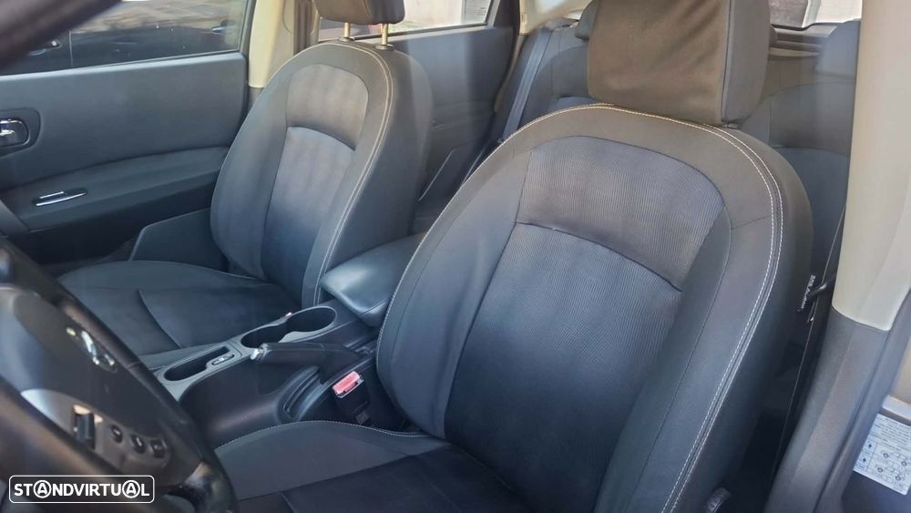 Nissan Qashqai 1.5 dCi 360 - 10