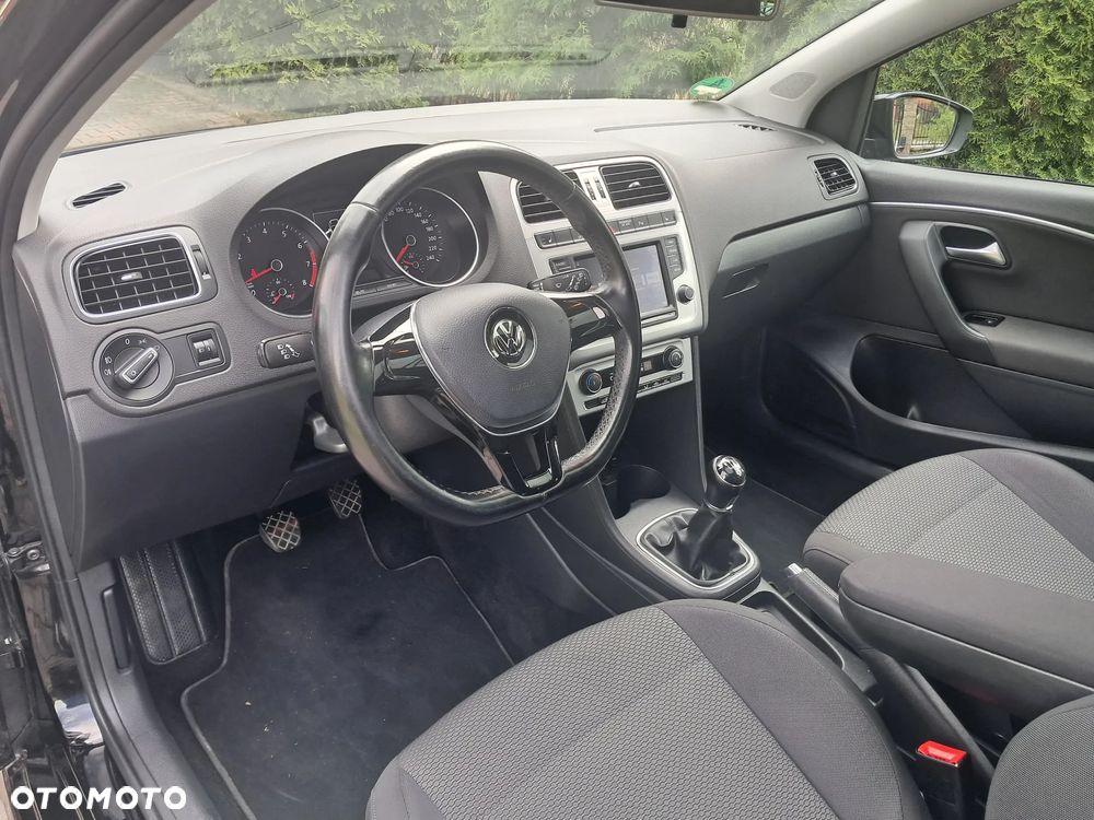 Volkswagen Polo 1.2 TSI Blue Motion Technology beats - 5