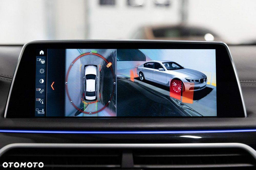 BMW Seria 7 M760Li xDrive - 40