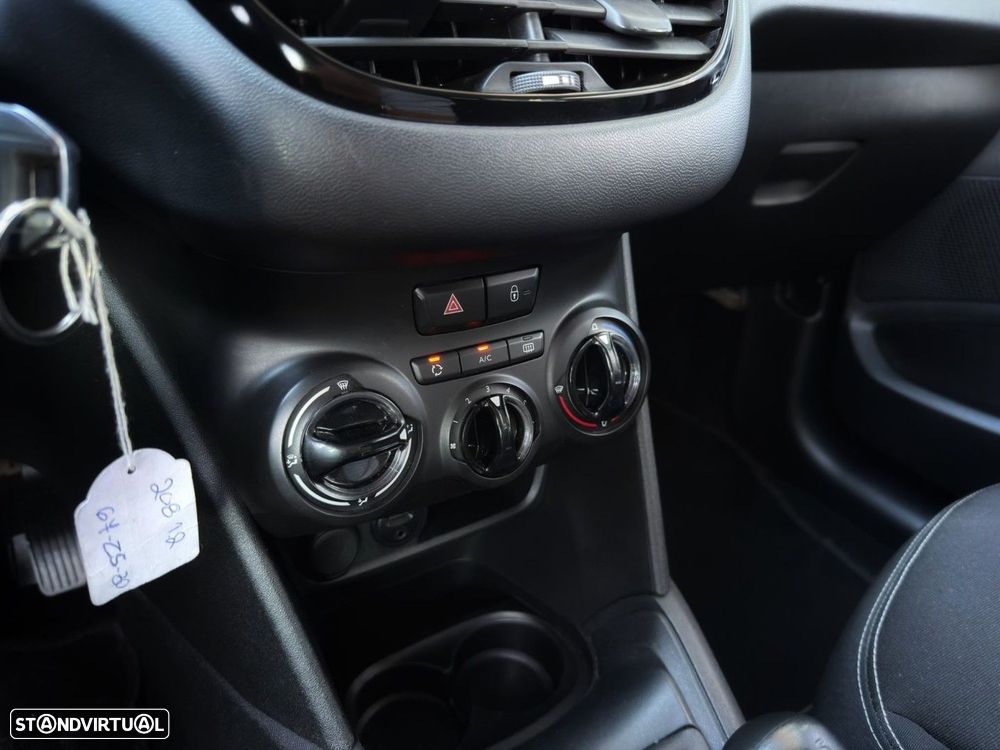 Peugeot 208 1.2 PureTech Style - 15
