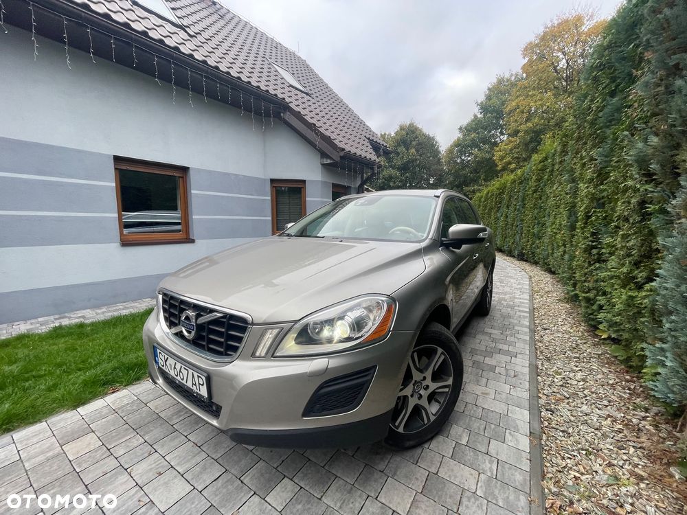 Volvo XC 60 - 25