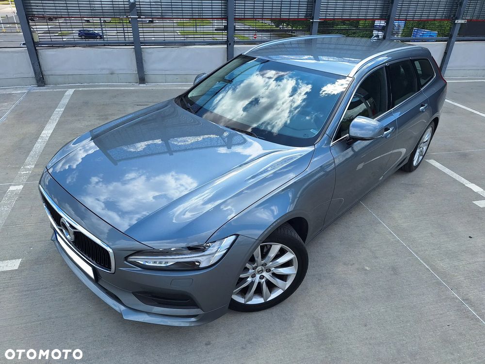 Volvo V90 T4 Momentum Pro - 2