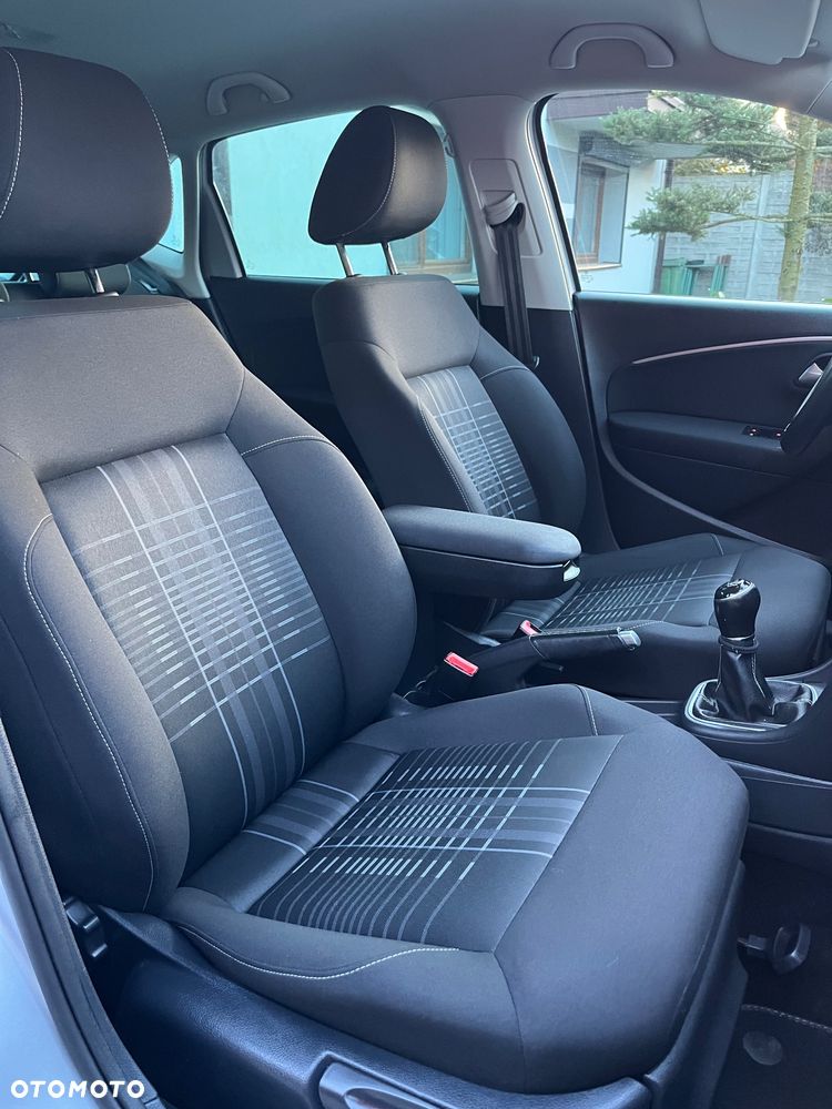 Volkswagen Polo 1.2 TSI Blue Motion Technology Lounge - 8