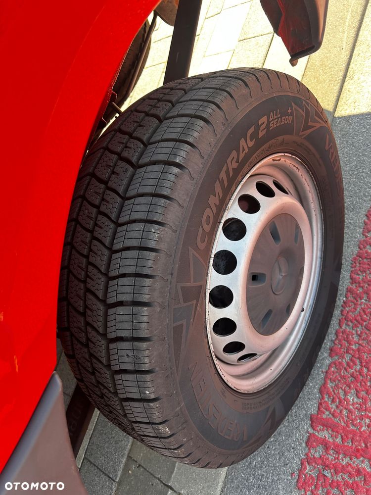 Mercedes-Benz SPRINTER - 8