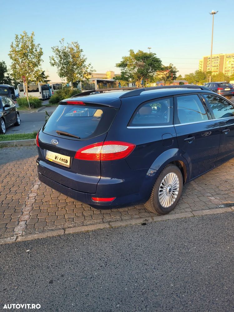 Ford Mondeo 2.0 TDCi Ghia - 10
