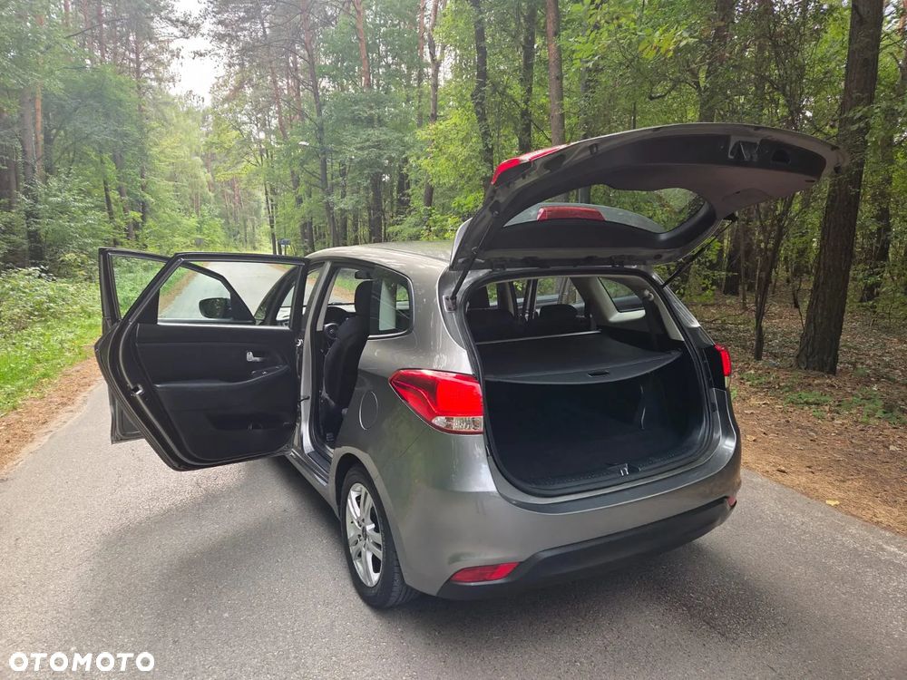 Kia Carens 1.6 GDI Business Line 7os EU6 - 6