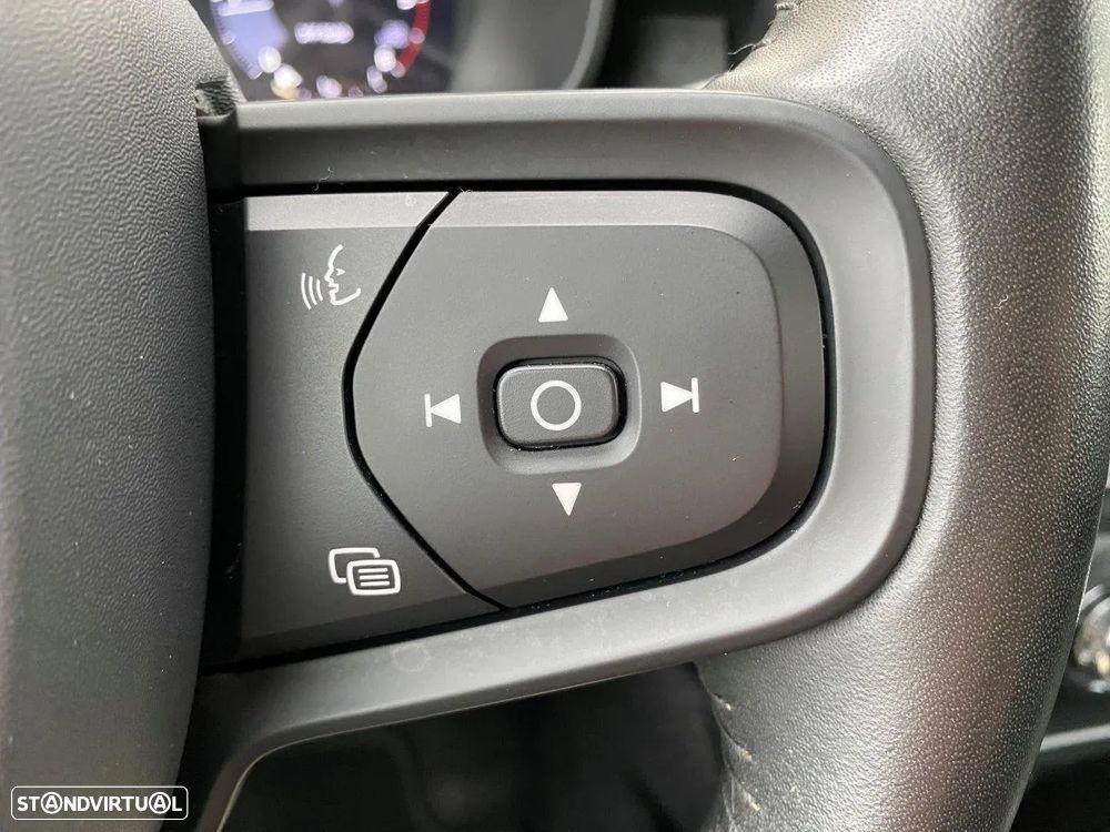 Volvo XC 40 2.0 D3 Momentum - 20