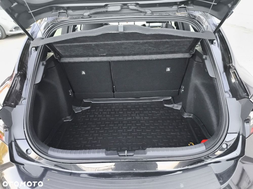 Toyota Corolla - 13