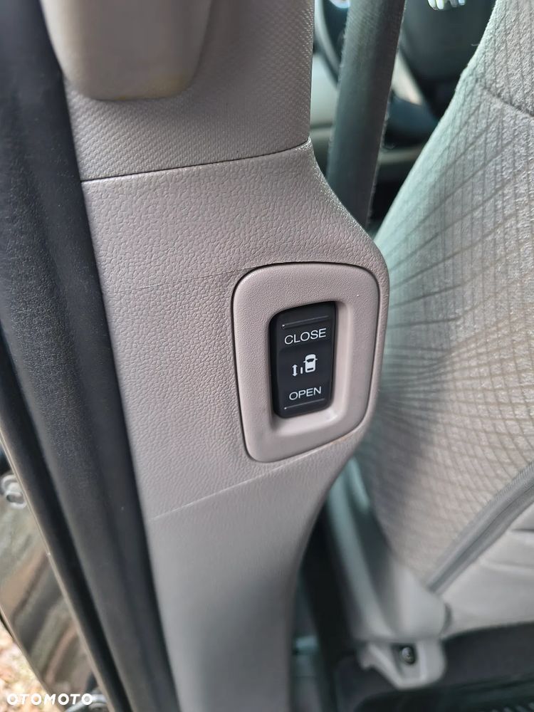 Honda Odyssey 3.5 EX - 24