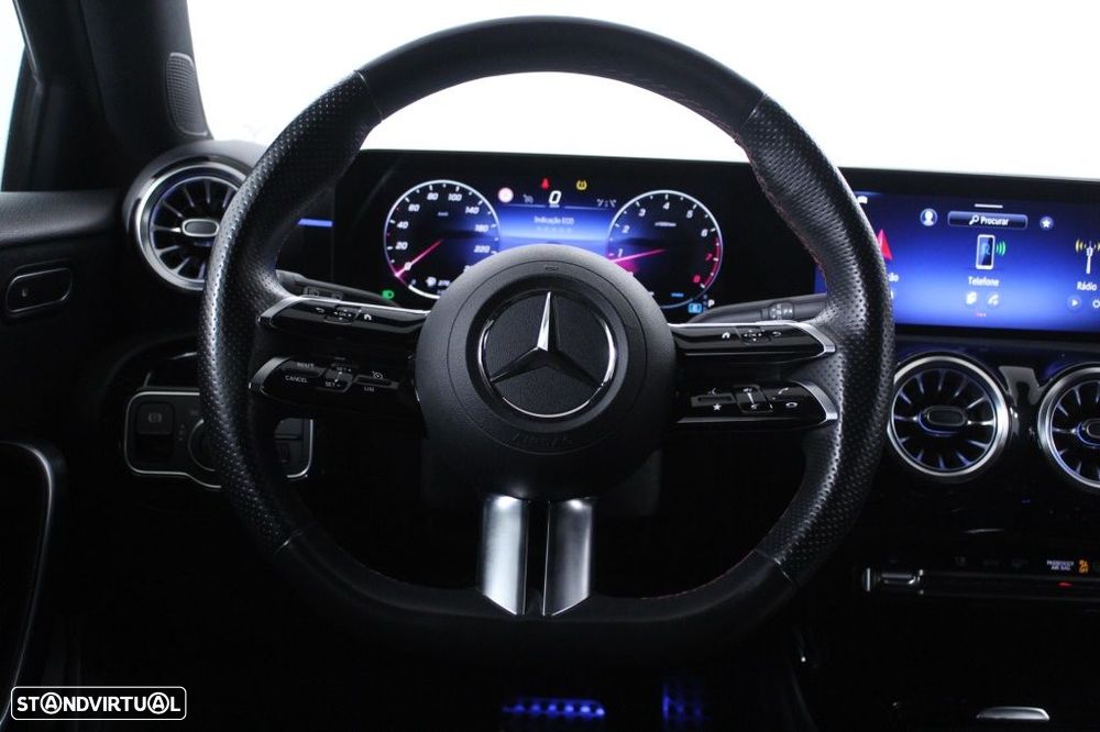 Mercedes-Benz A 200 AMG Line Aut. - 19