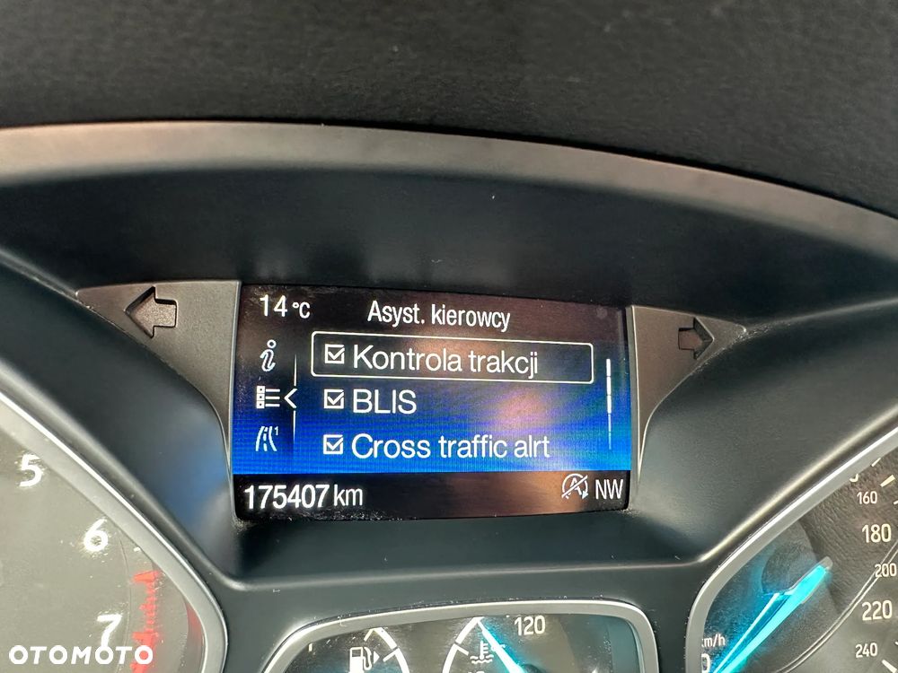 Ford Kuga 1.5 EcoBoost 2x4 ST-Line - 27