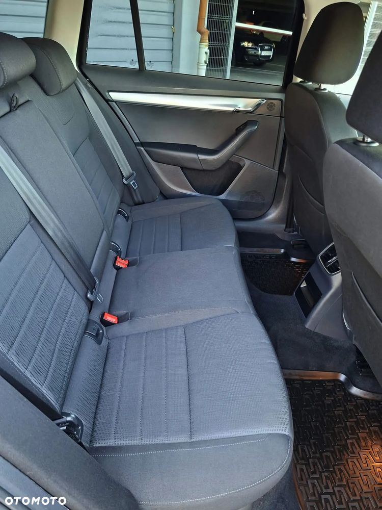 Skoda Octavia 2.0 TDI Green tec Elegance - 12