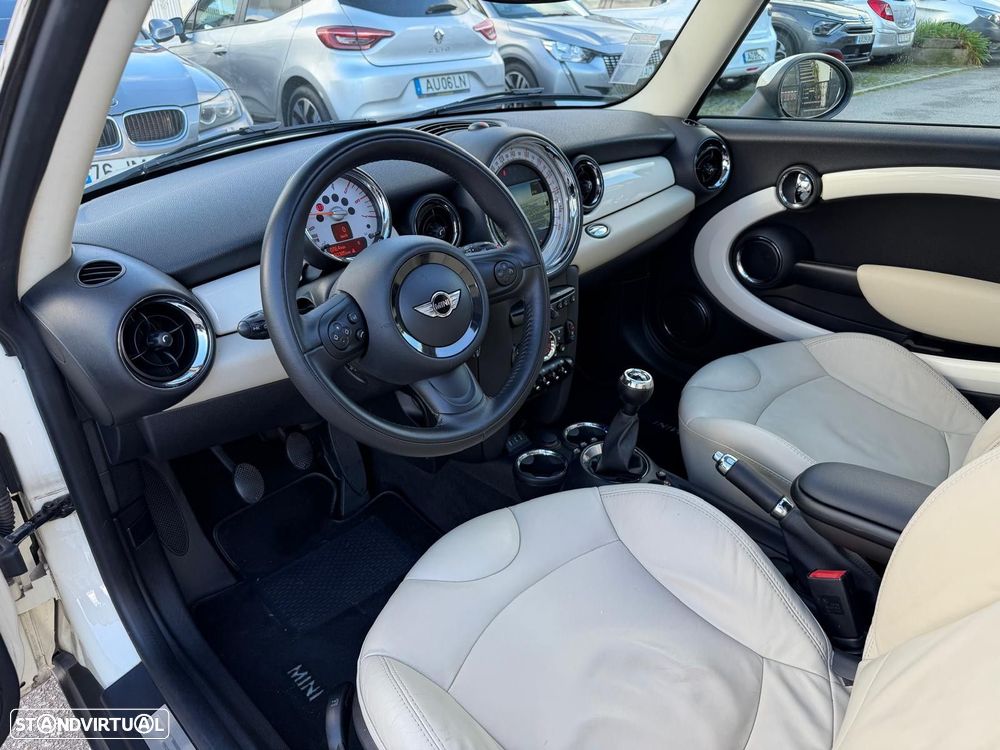 MINI 3 Portas Cooper D - 7