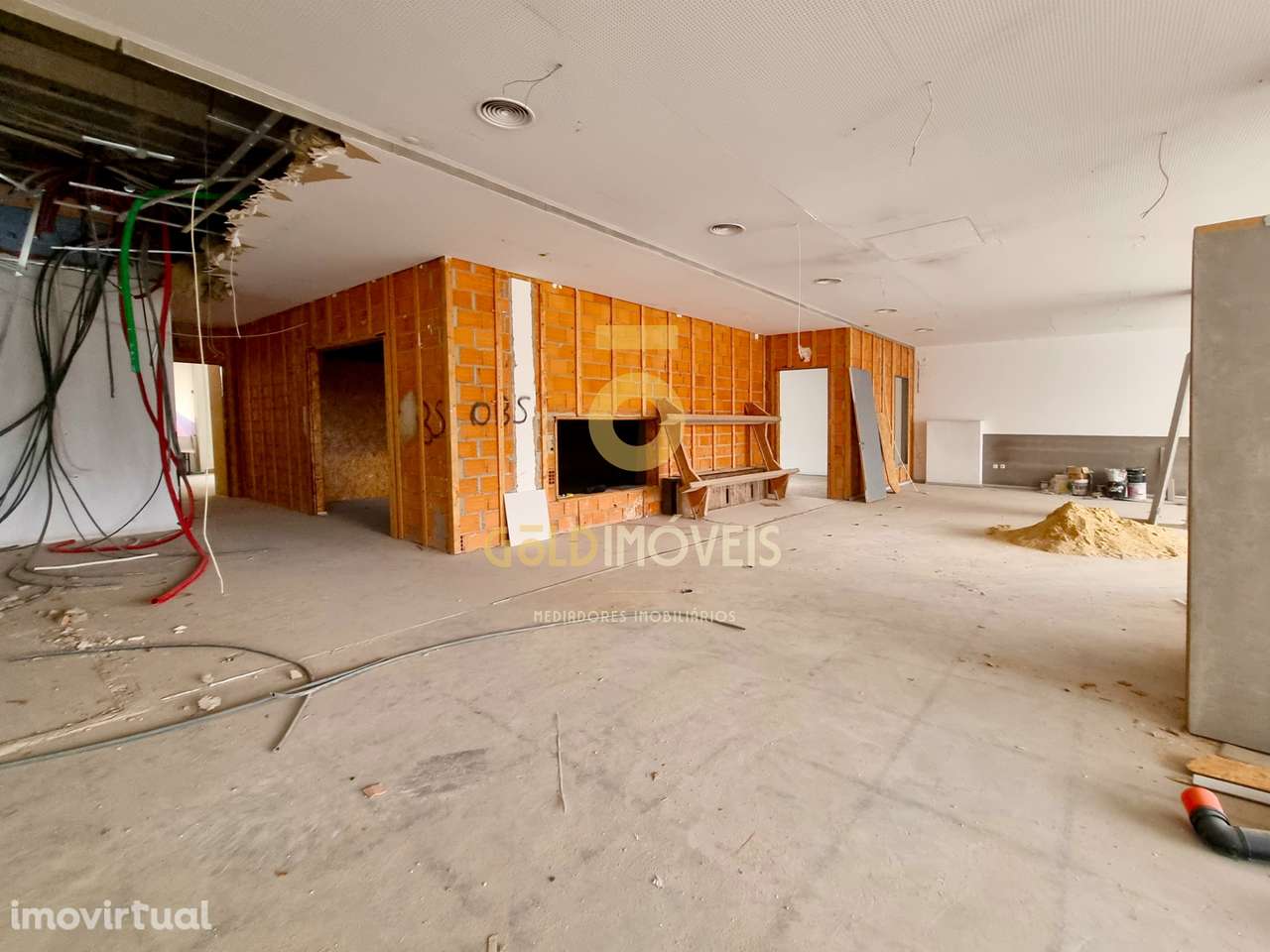 Loja  Venda em Santa Maria da Feira, Travanca, Sanfins e Espargo,Santa - Grande imagem: 4/9