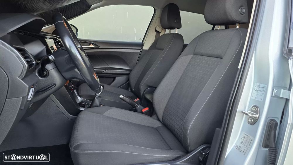 VW T-Cross 1.0 TSI - 10