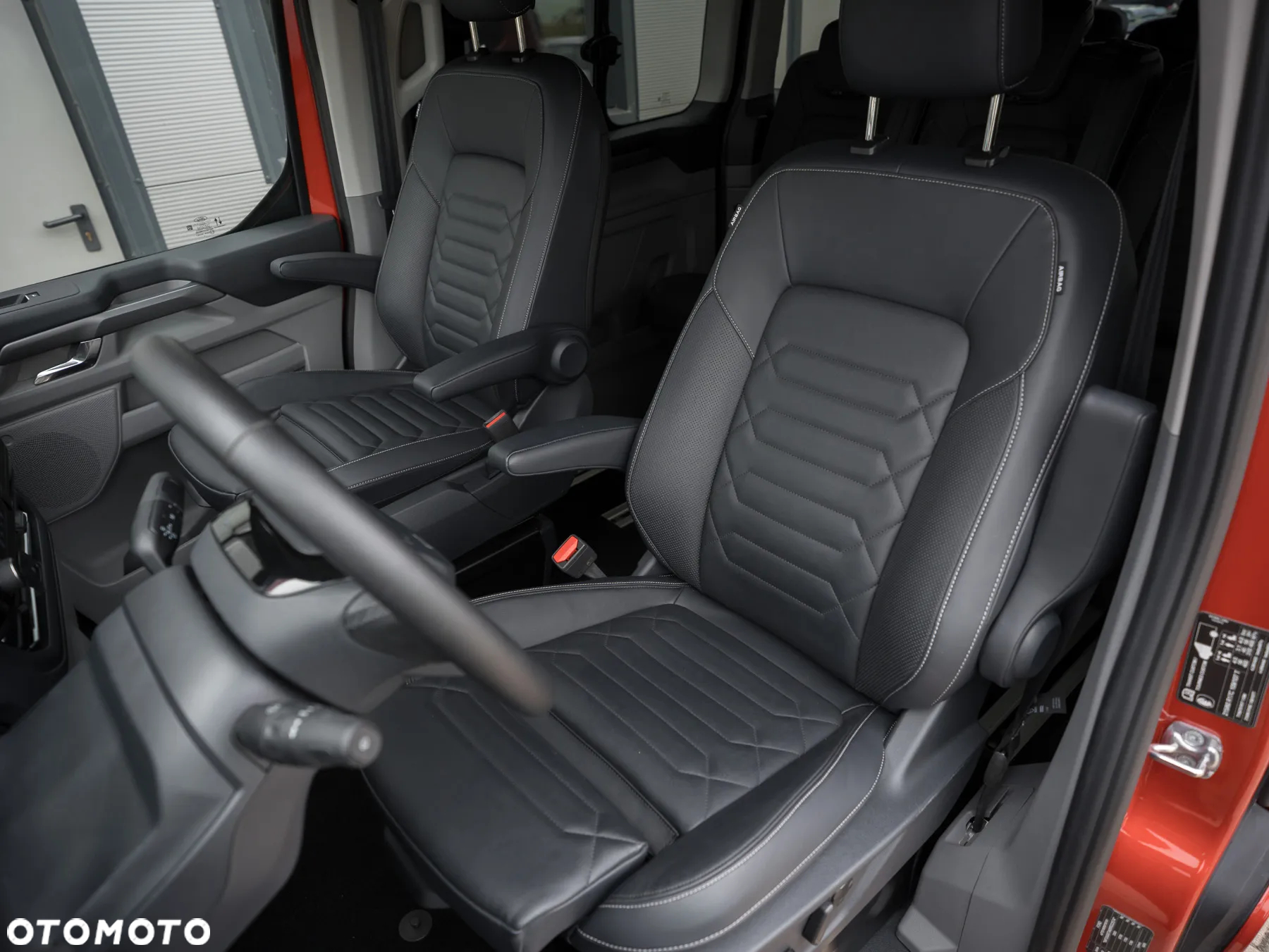 Ford Tourneo Custom 320 L2H1 4x4 Autm TitaniumX - 19