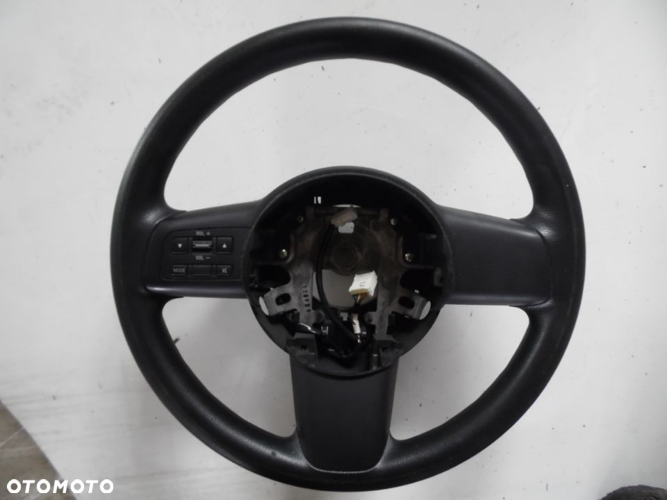 Kierownica multifunkcja  Mazda 2 II DE  07r-14r idealna - 1