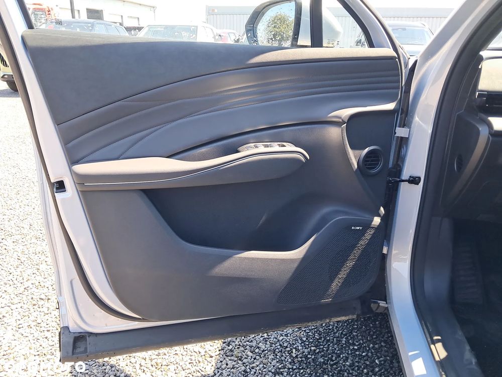Omoda 7 1.5 T-GDi Super Hybrid Luxury - 17
