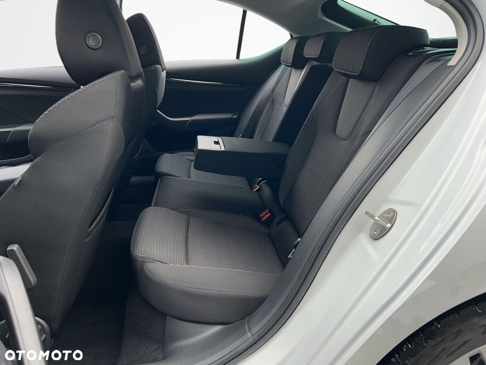 Skoda Octavia 2.0 TDI Selection DSG - 11