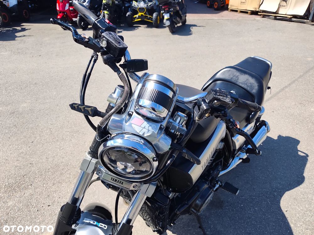 Yamaha Venture - 34