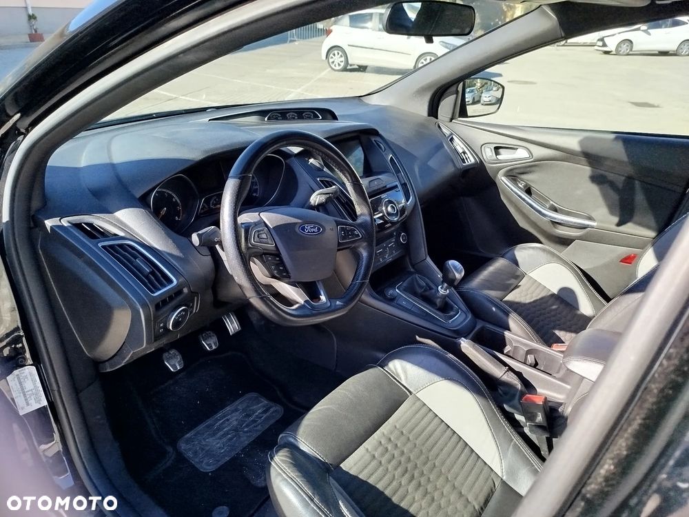 Ford Focus 2018 photo 5