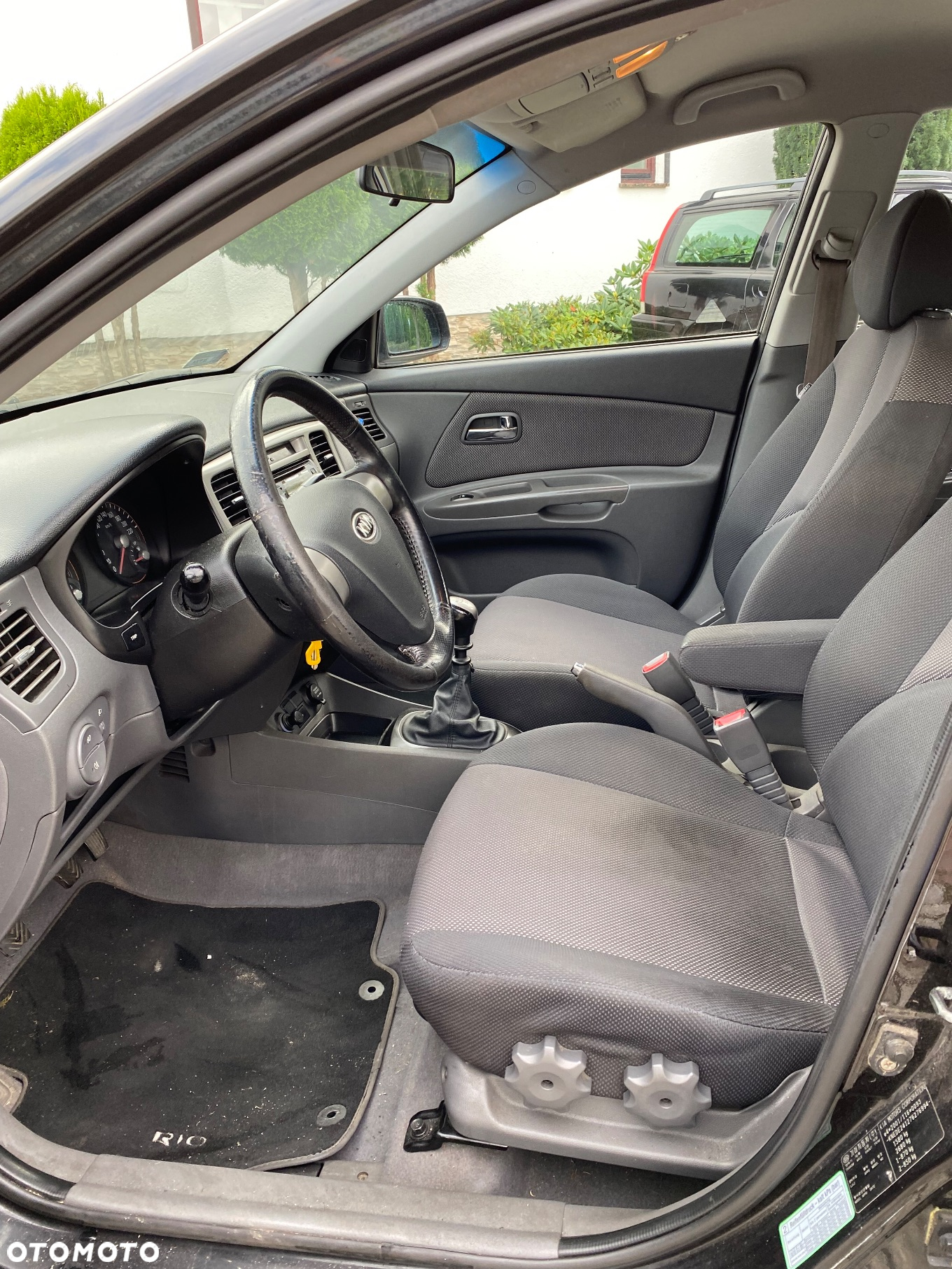 Kia Rio 1.4 Comfort - 11