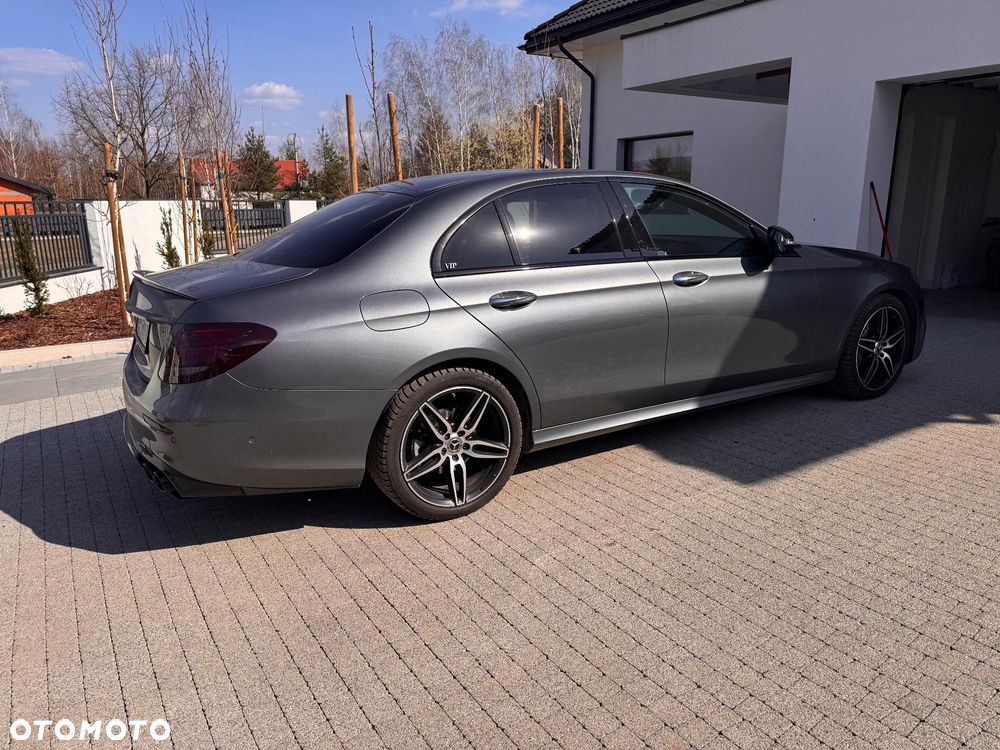 Mercedes-Benz Klasa E 220 d 4-Matic Business Edition 9G-TRONIC - 6