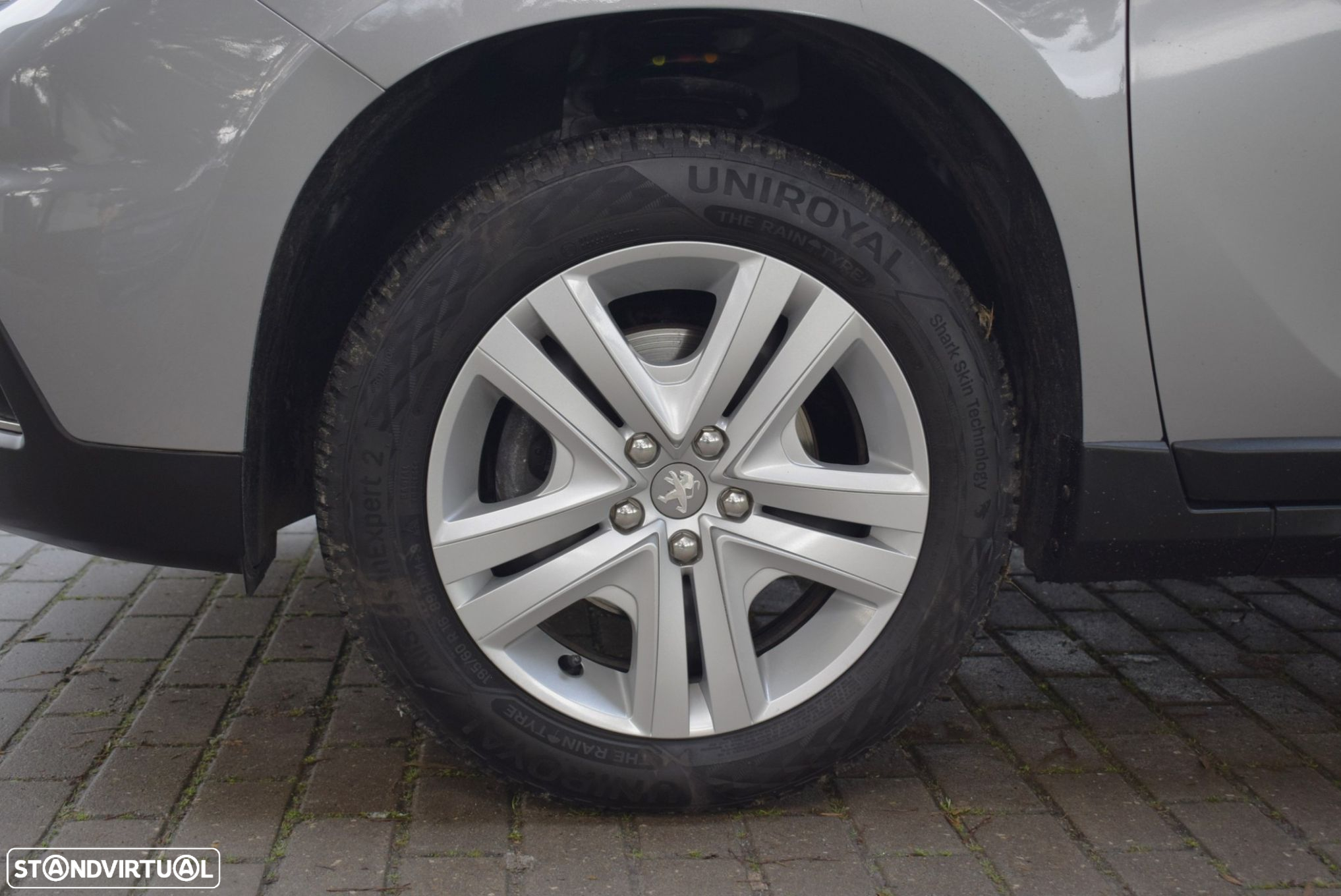 Peugeot 2008 PureTech 110 Style - 42