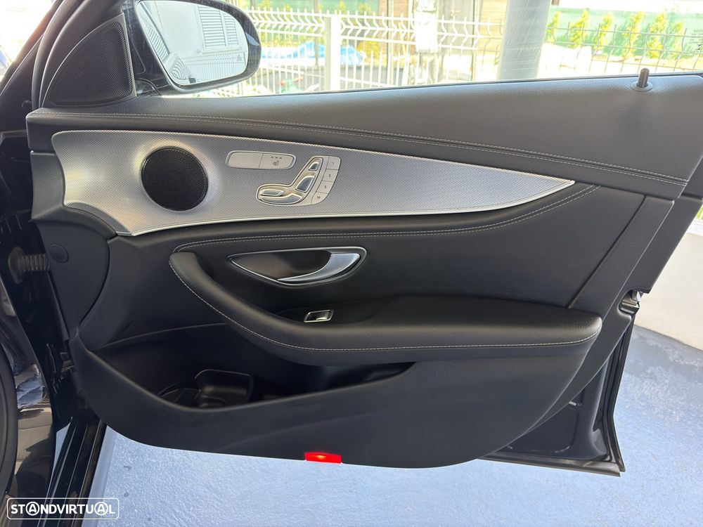 Mercedes-Benz E 220 d AMG Line - 29