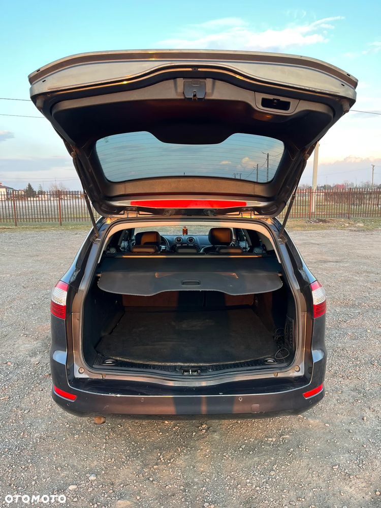 Ford Mondeo 2.0 TDCi Ghia - 7