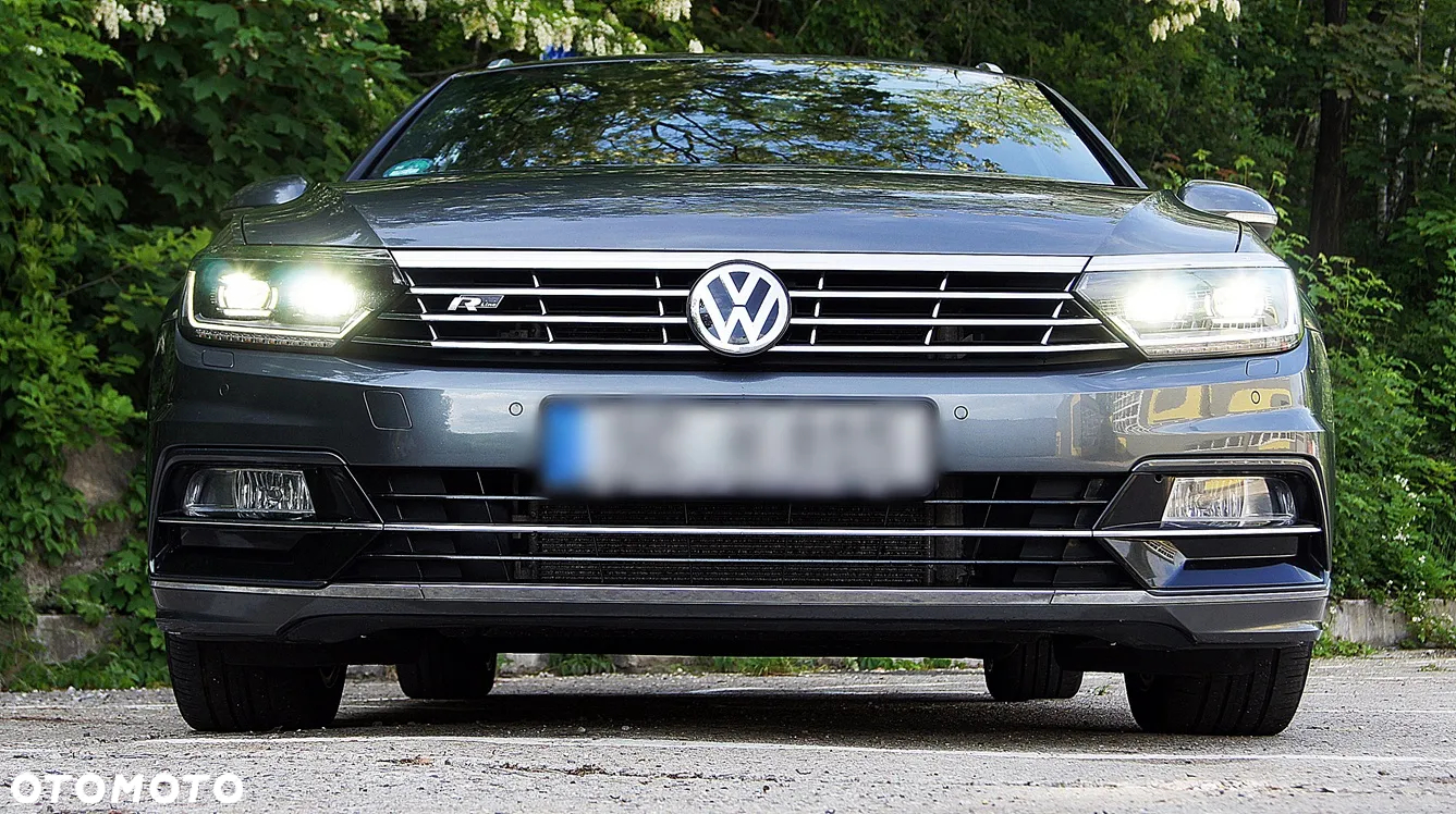 Volkswagen Passat - 30