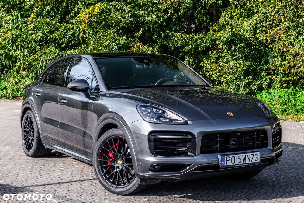 Porsche Cayenne GTS - 24