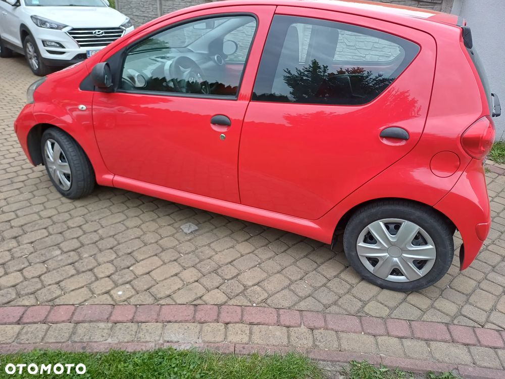 Toyota Aygo Standard - 5