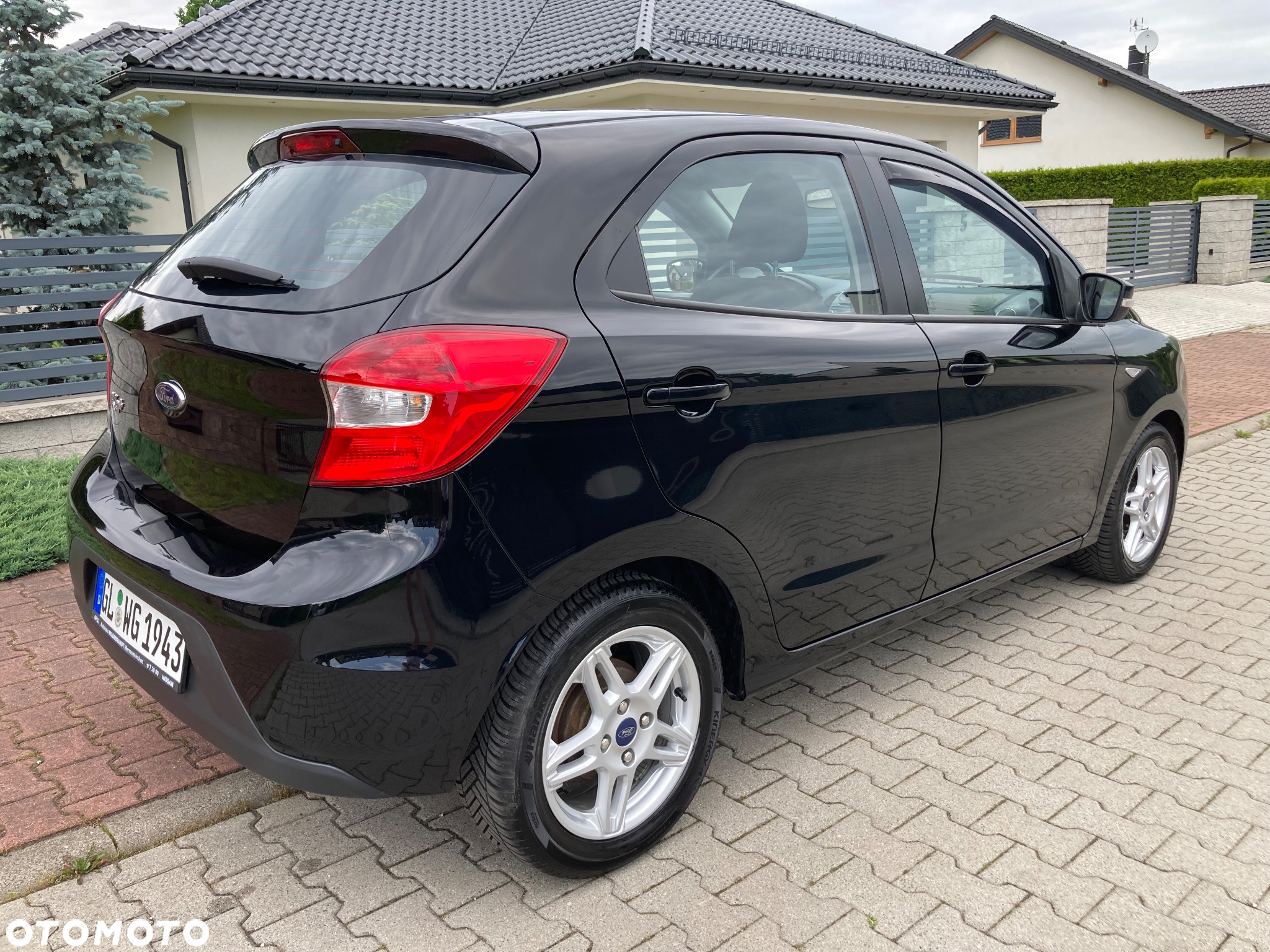 Ford Ka+ 1.2 Ti-VCT Black Edition - 4