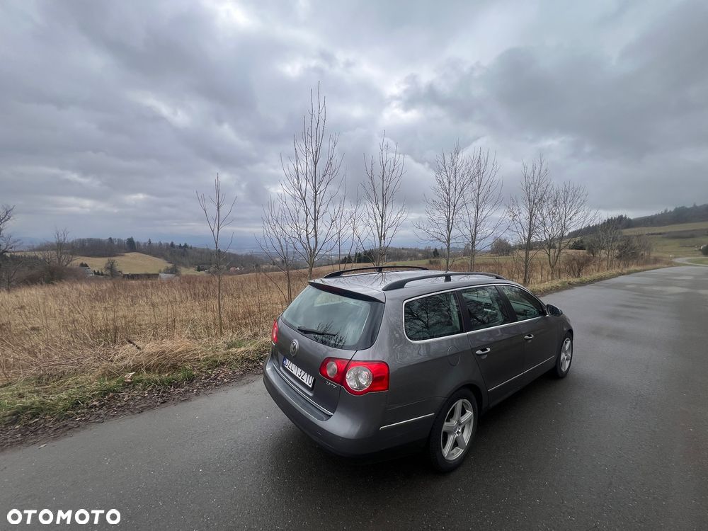 Volkswagen Passat 2.0 TDI Individual Chrom - 10