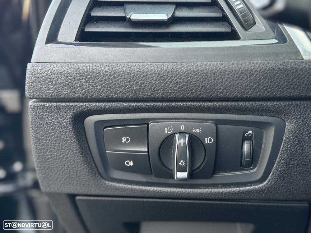 BMW 116 d Advantage Auto - 12