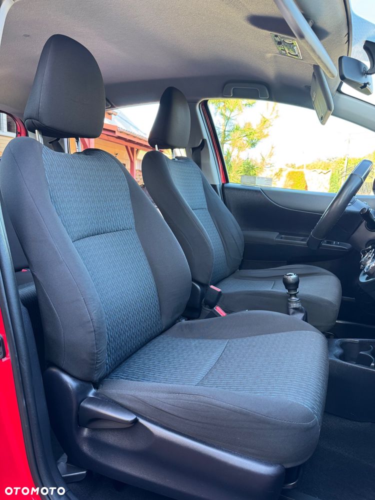 Toyota Yaris 1.33 Active - 13