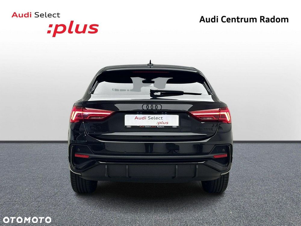 Audi Q3 Sportback - 4