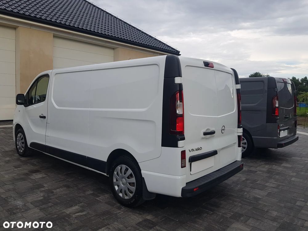 Opel VIVARO LONG - 9