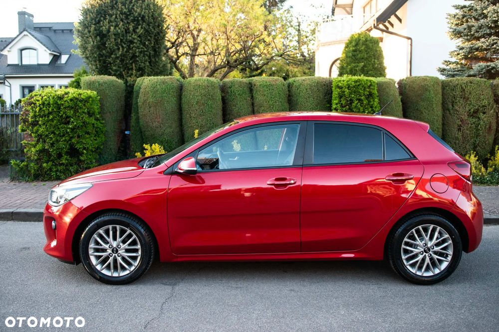 Kia Rio 1.2 Dream Team Edition - 4