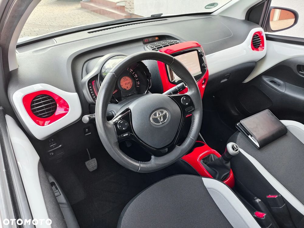 Toyota Aygo x-cite - 17