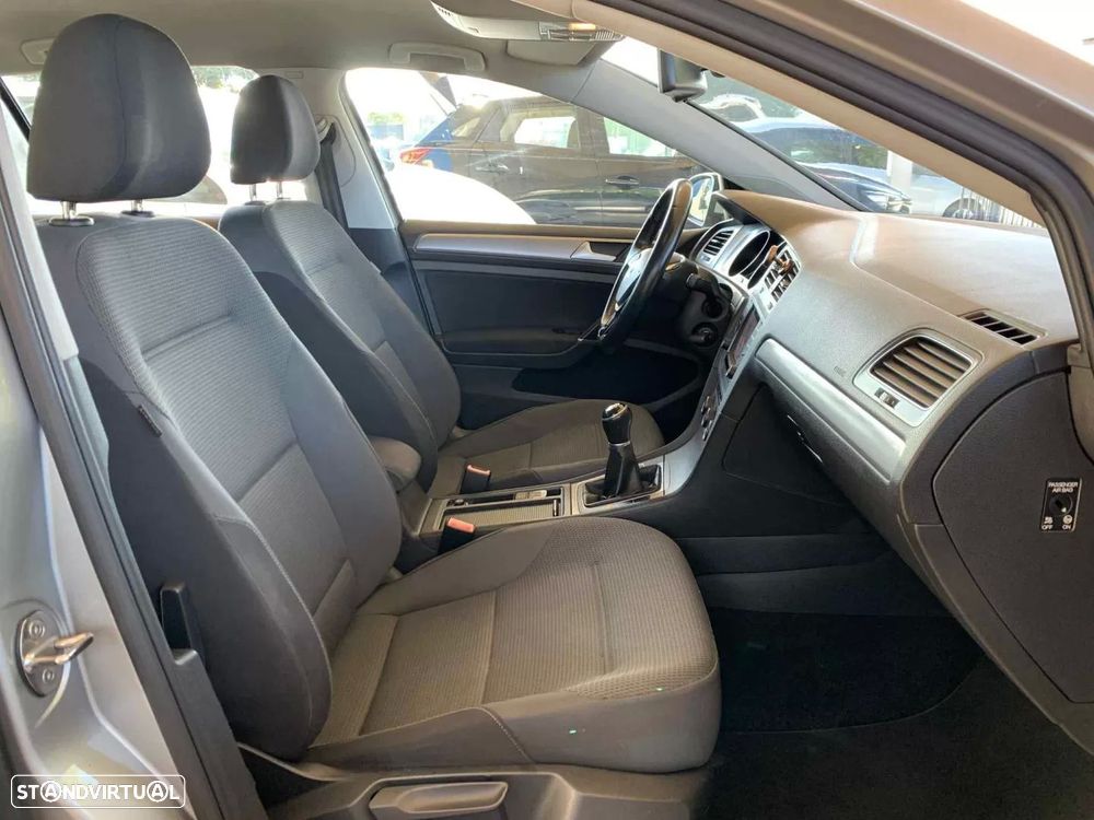 VW Golf Variant 1.6 TDi GPS Edition - 20