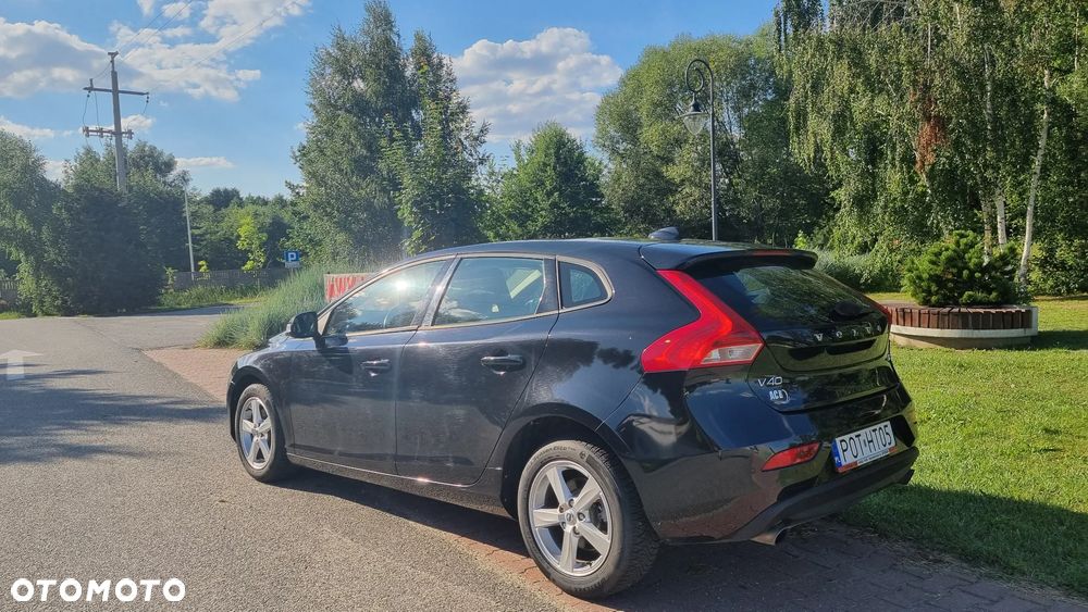 Volvo V40 T2 Kinetic - 11