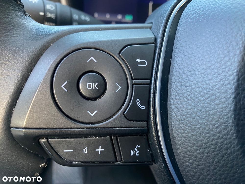 Toyota Corolla 1.8 Hybrid Comfort - 22