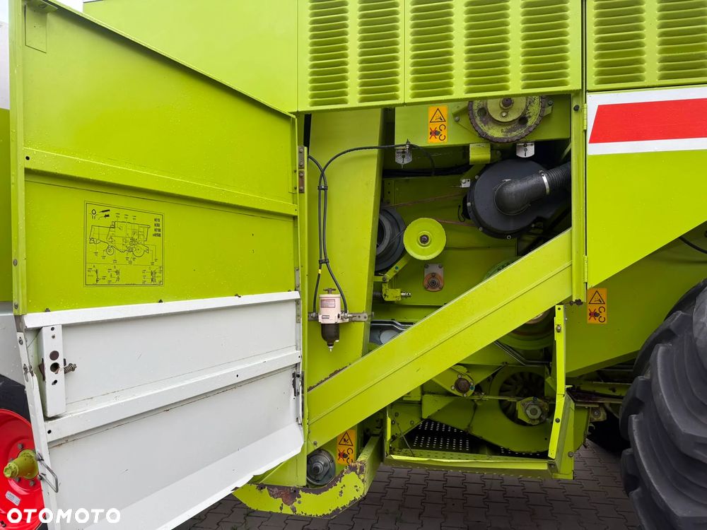 Claas Mega 208 II - 11