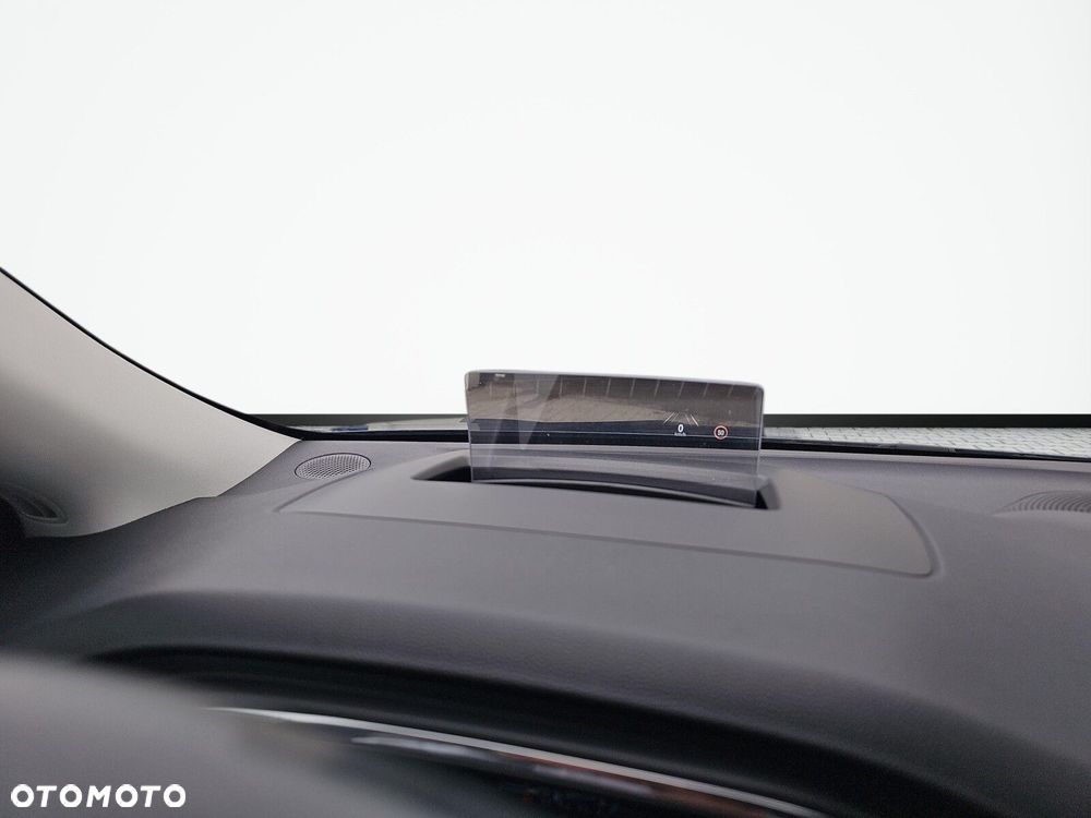 Ford Focus - 32